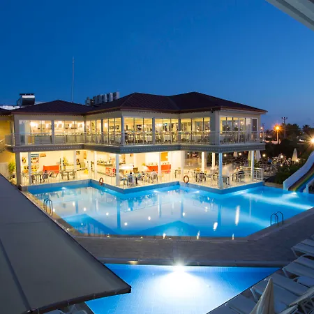Semesteranläggning (resort) Sun Club 4*