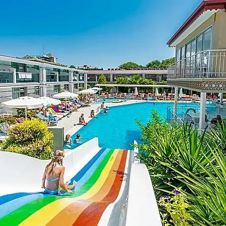 Sun Club Side
