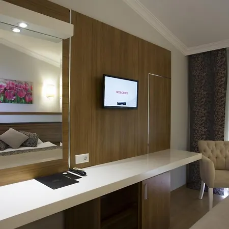 Курортний комплекс Sun Club 4*