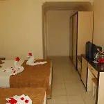 Sun Club Resort Side